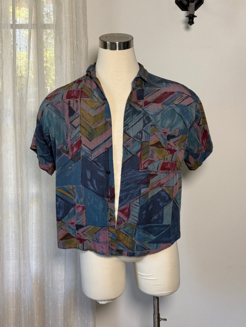 Vintage MAXX Abstract Geometric Camp Shirt Blue Purple Men's M Rayon